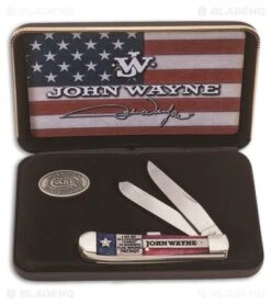 Case Cutlery John Wayne Gift Set Trapper Traditional Pocket Knife 4.125" Bone 2 Case Cutlery John Wayne Gift Set Trapper Traditional Pocket Knife 4.125" Bone -Blade HQ Case Cutlery John Wayne Gift Set Trapper Bone BHQ 81721 er case open