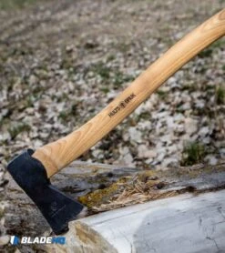 Hults Bruk 20" Aneby Hunting Axe 840712 Sweden -Blade HQ Hults Bruk 20 Aneby Hunting Axe 840712 Sweden BHQ 31559 kp chop web