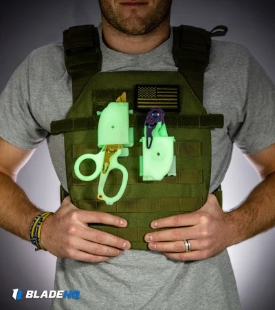 Leatherman Raptor Multi-Tool Scissors Glow/Purple Limited Edition Leatherman Raptor Multi-Tool Scissors Glow/Purple Limited Edition -Blade HQ Leatherman Raptor Multi Tool Scissors Glow Purple Limited Edition BHQ 115026 kp vest web